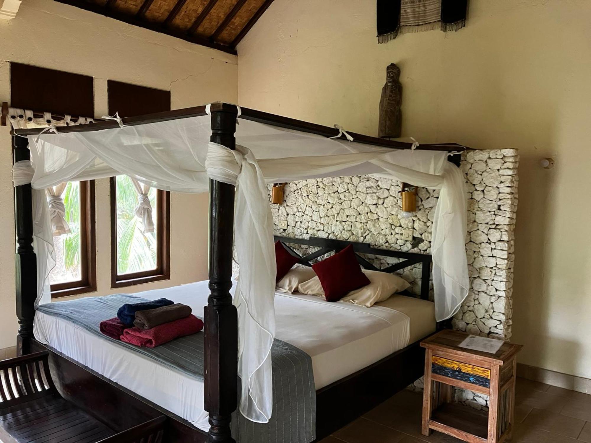 Jukung Bali Bungalow Amed Exterior foto